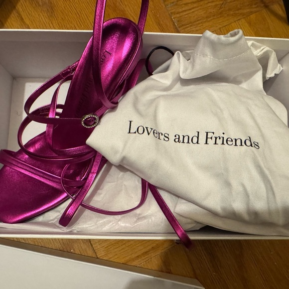 NWT +Box Multi Strap Heel – Metallic Electric Pink; Size: 6.5 W; + Dust bag - Picture 3 of 8